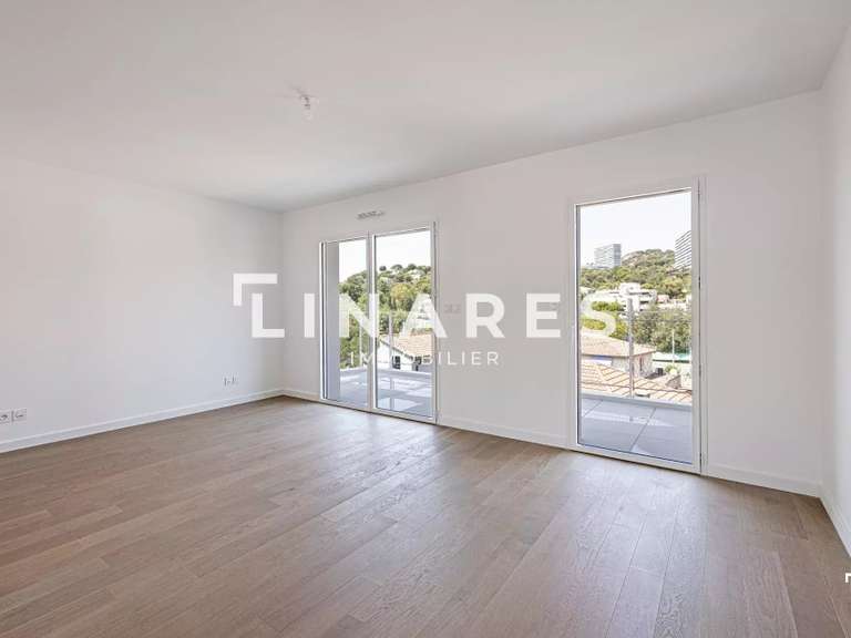 Apartment Marseille 8e - 3 bedrooms - 160m²
