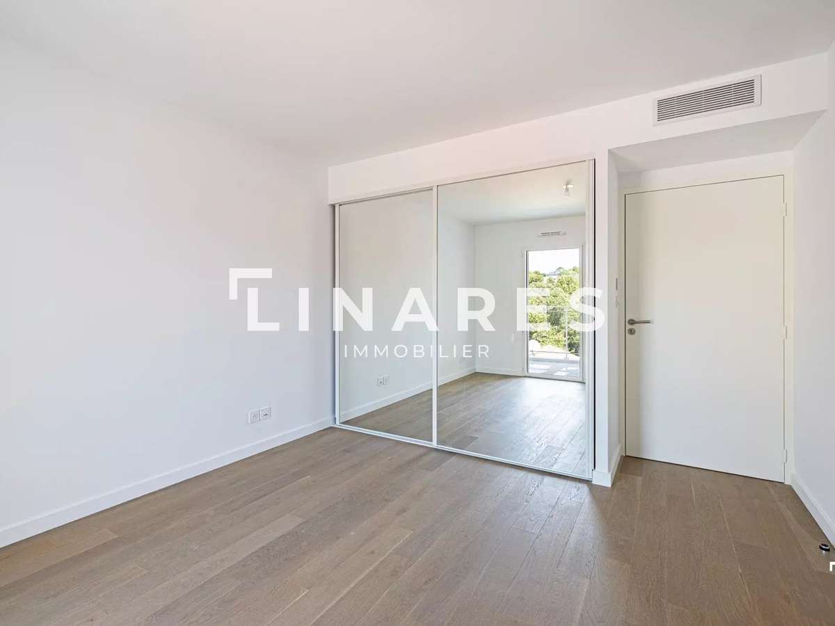 Apartment Marseille 8e