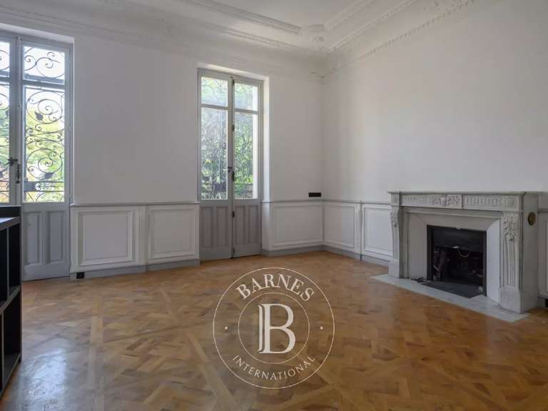 Appartement Marseille 8e - 3 chambres - 141m²