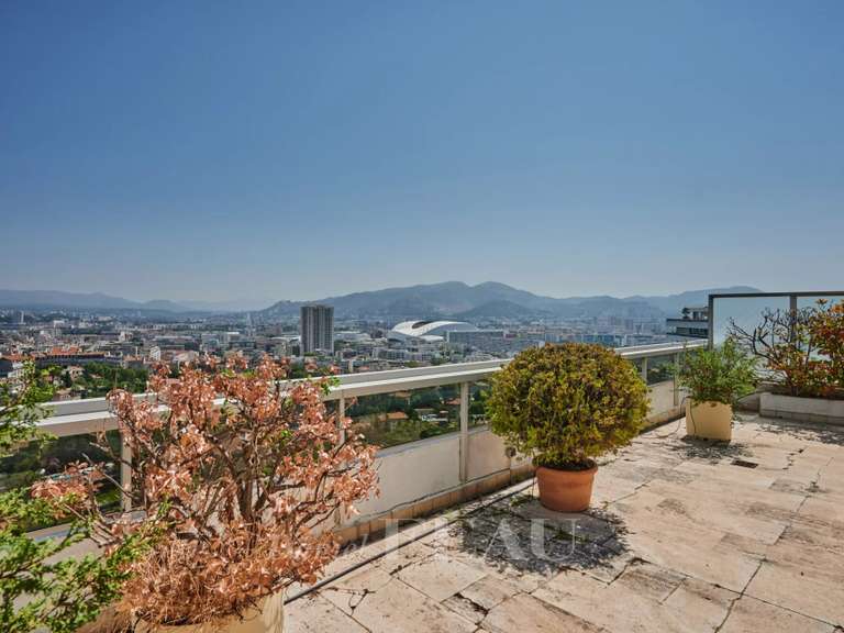 Appartement Marseille 8e - 4 chambres - 215m²