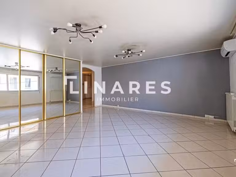 Appartement Marseille 8e - 3 chambres - 147m²
