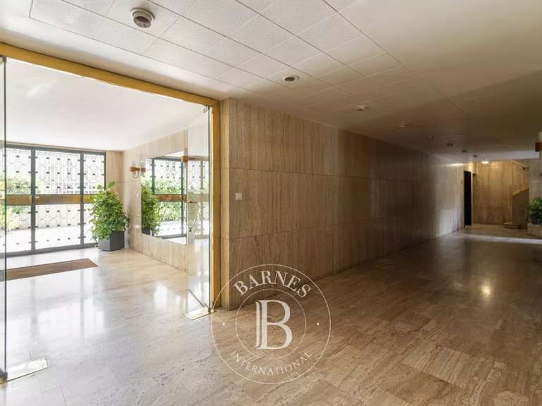 Appartement Marseille 8e - 4 chambres - 343m²