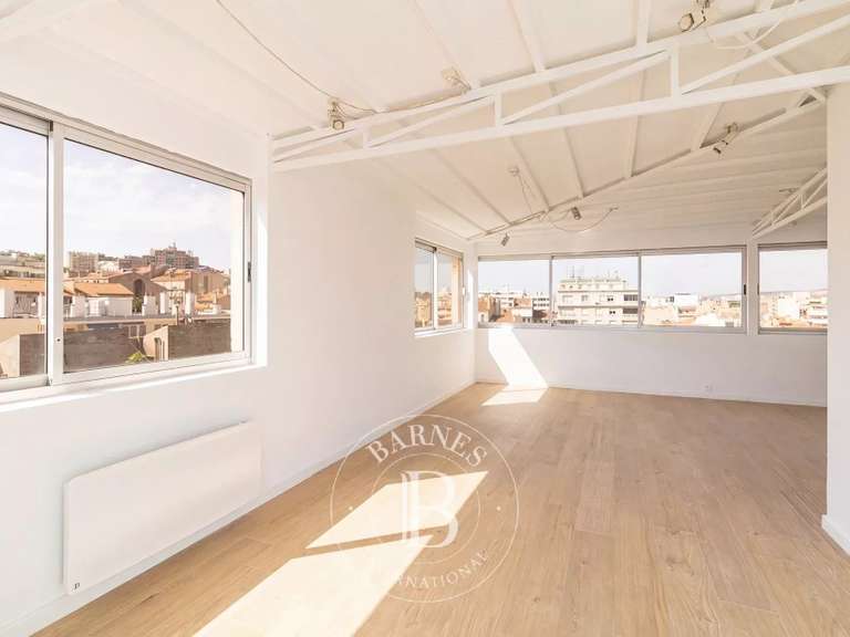 Appartement Marseille 8e - 4 chambres - 343m²