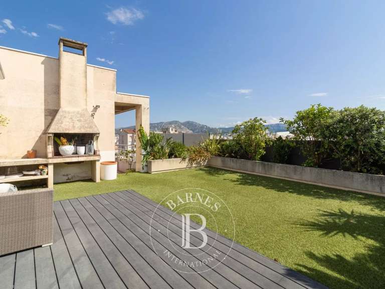 Appartement Marseille 8e - 4 chambres - 343m²