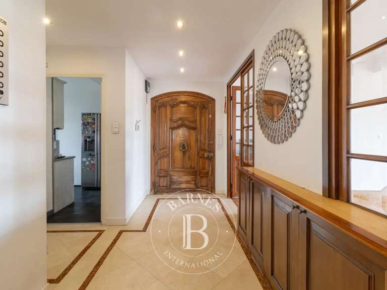 Appartement Marseille 8e - 4 chambres - 343m²