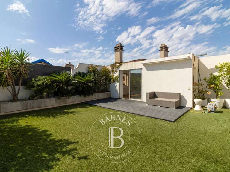 Appartement Marseille 8e - 4 chambres - 343m²