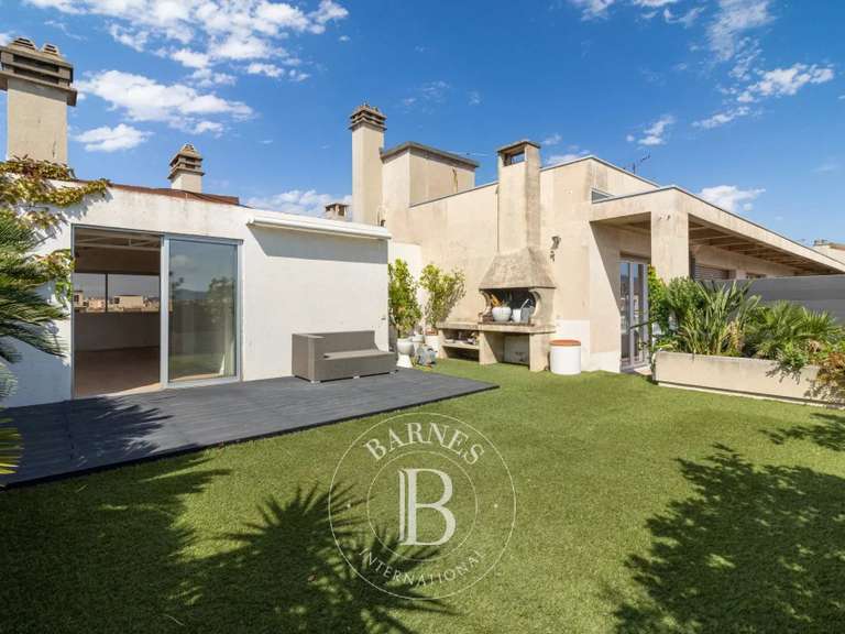 Appartement Marseille 8e - 4 chambres - 343m²