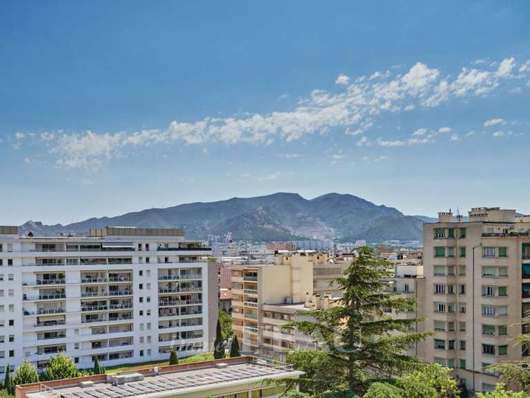 Appartement Marseille 8e - 3 chambres - 188m²