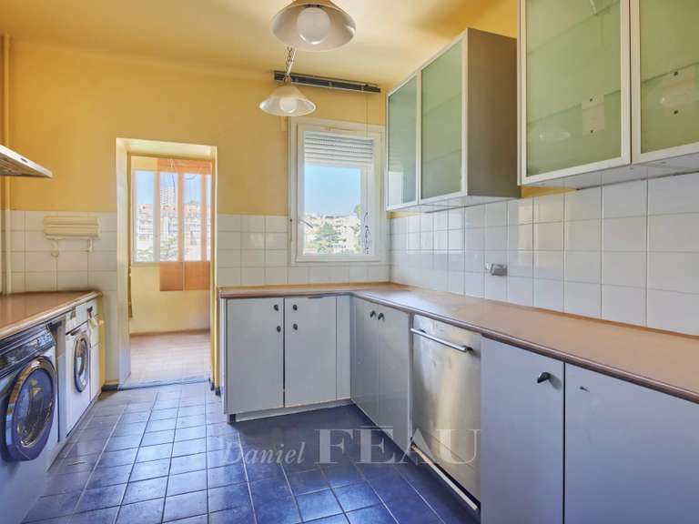 Appartement Marseille 8e - 3 chambres - 188m²