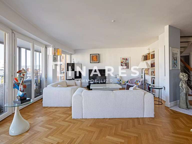 Appartement Marseille 8e - 3 chambres - 143m²