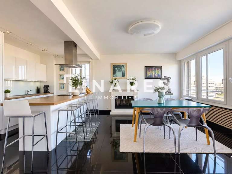 Appartement Marseille 8e - 3 chambres - 143m²