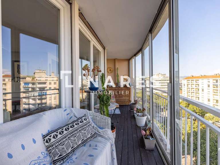 Appartement Marseille 8e - 3 chambres - 143m²
