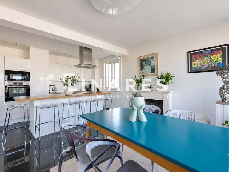 Appartement Marseille 8e - 3 chambres - 143m²