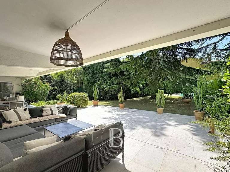 Appartement Marseille 8e - 4 chambres - 170m²