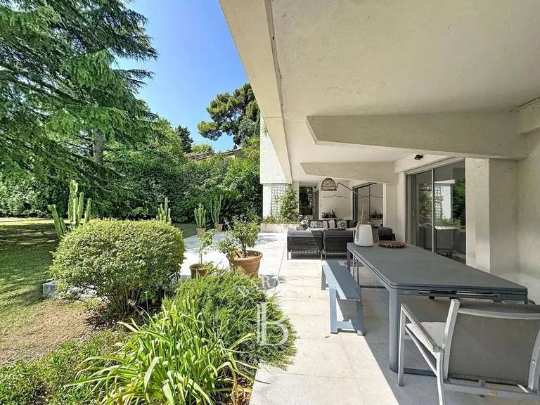 Appartement Marseille 8e - 4 chambres - 170m²