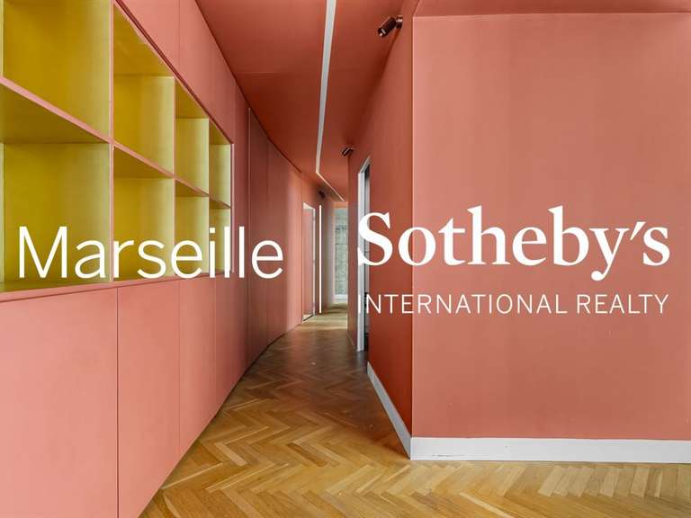 Appartement Marseille 8e - 3 chambres - 204m²