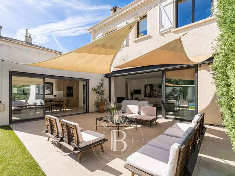 Appartement Marseille 8e - 3 chambres - 134m²