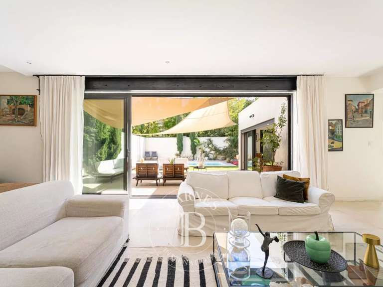 Appartement Marseille 8e - 3 chambres - 134m²