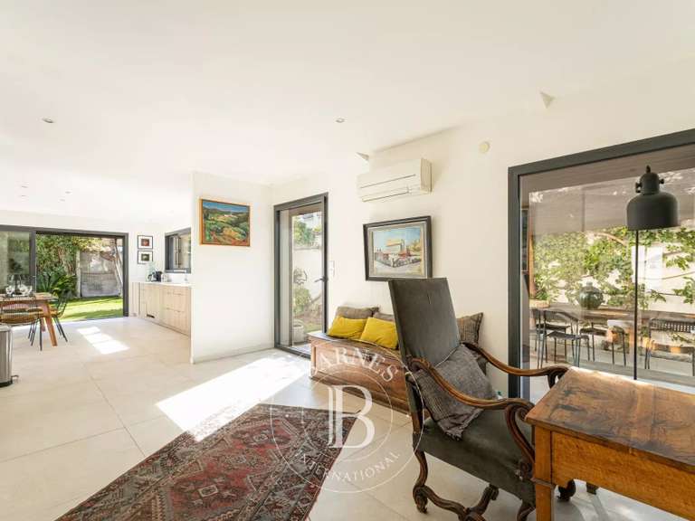 Appartement Marseille 8e - 3 chambres - 134m²