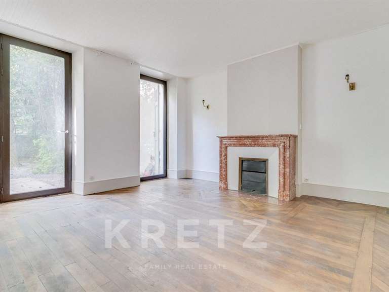 Appartement Marseille 8e - 5 chambres - 236m²