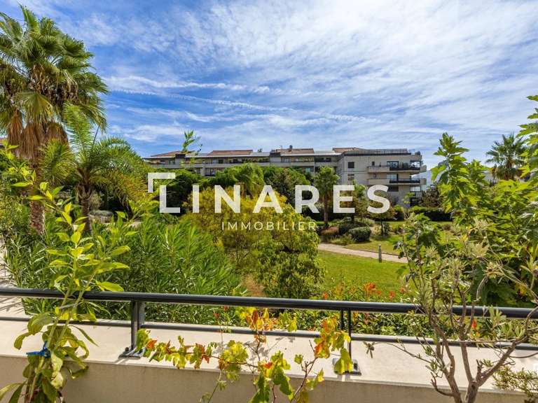 Appartement Marseille 8e - 2 chambres - 100m²