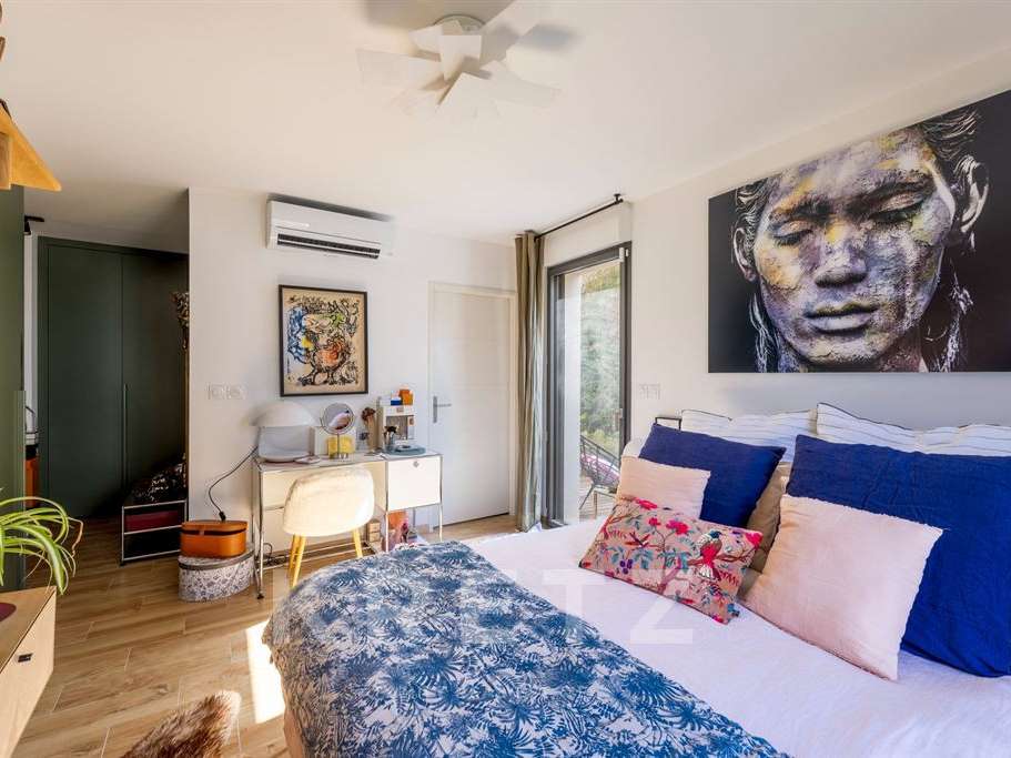 Apartment Marseille 8e