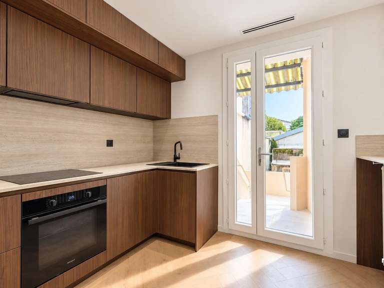 Appartement Marseille 8e - 2 chambres - 127m²