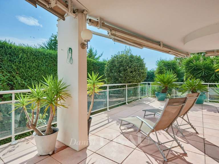 Appartement Marseille 8e - 3 chambres - 94m²