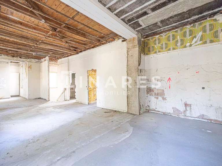 Mansion Marseille 8e - 357m²