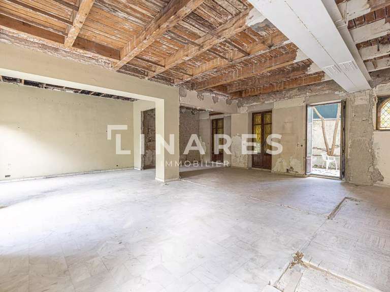 Mansion Marseille 8e - 357m²