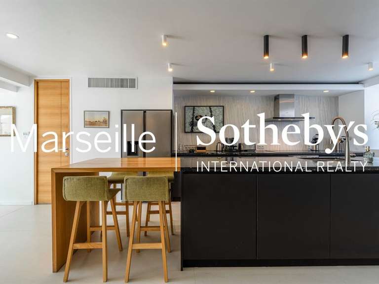 Maison Marseille 8e - 3 chambres - 225m²
