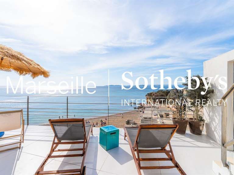 Maison Marseille 8e - 3 chambres - 225m²