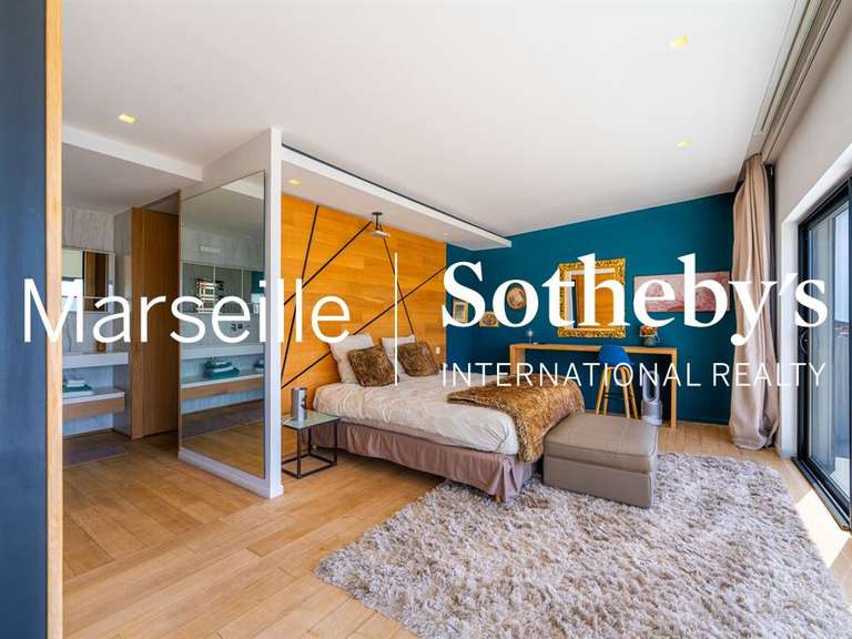 Maison Marseille 8e - 3 chambres - 225m²