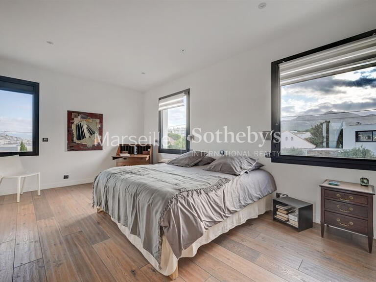 House Marseille 8e - 2 bedrooms - 204m²