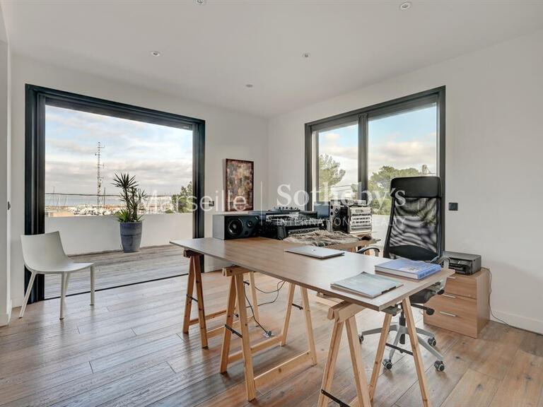 House Marseille 8e - 2 bedrooms - 204m²