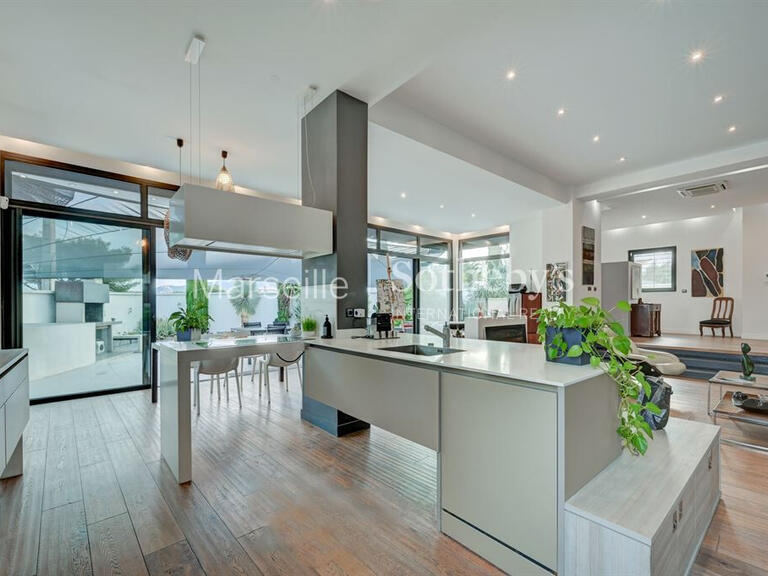 House Marseille 8e - 2 bedrooms - 204m²