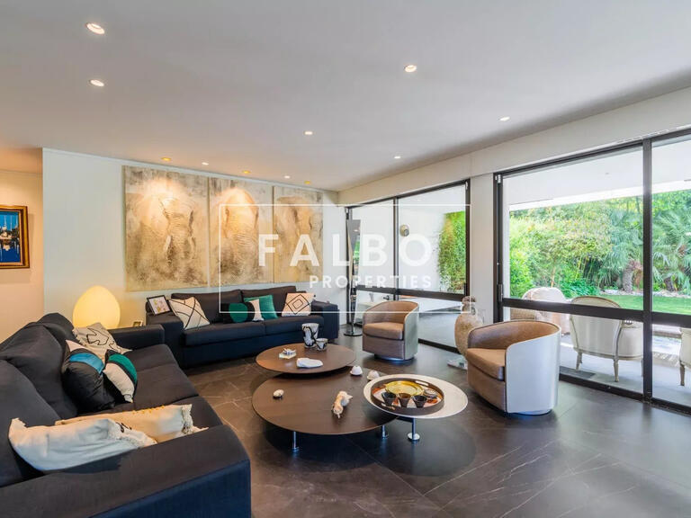 Maison Marseille 8e - 2 chambres - 219m²