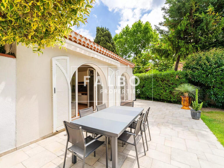 Maison Marseille 8e - 5 chambres - 220m²