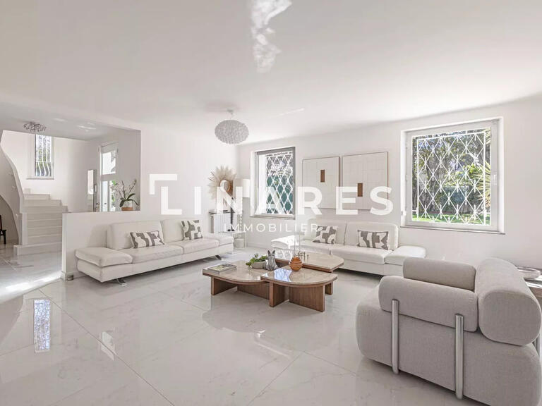 Maison Marseille 8e - 10 chambres - 315m²