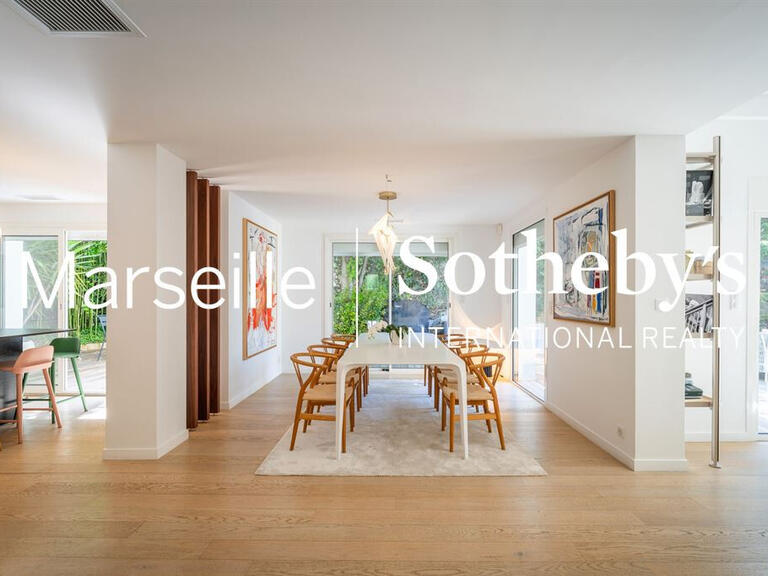 Maison Marseille 8e - 4 chambres - 313m²