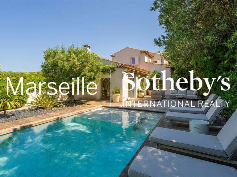 Maison Marseille 8e - 4 chambres - 313m²