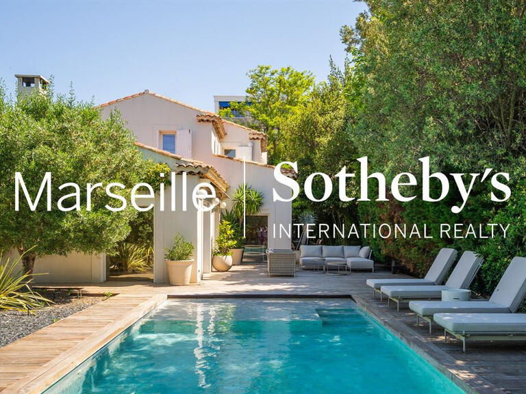 Maison Marseille 8e - 4 chambres - 313m²