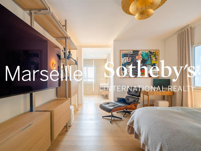 Maison Marseille 8e - 4 chambres - 313m²