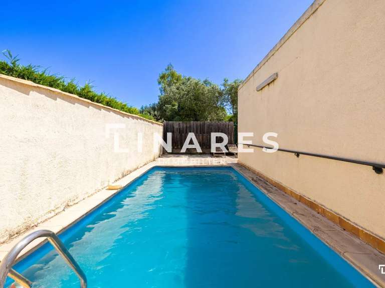 Maison Marseille 8e - 5 chambres - 255m²