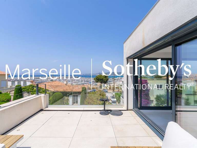 Maison Marseille 8e - 4 chambres - 315m²