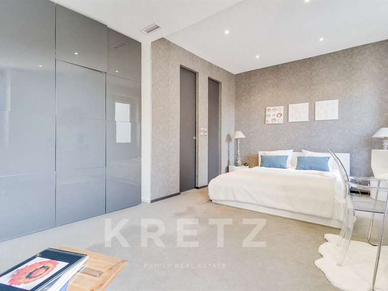 Maison Marseille 8e - 5 chambres - 190m²