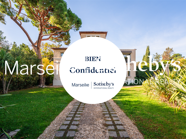 Maison Marseille 8e - 4 chambres - 336m²