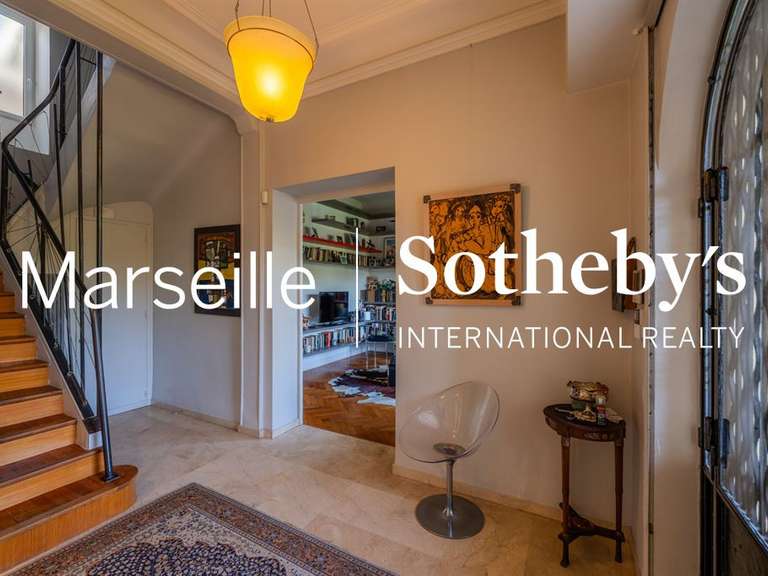 House Marseille 8e - 4 bedrooms - 293m²