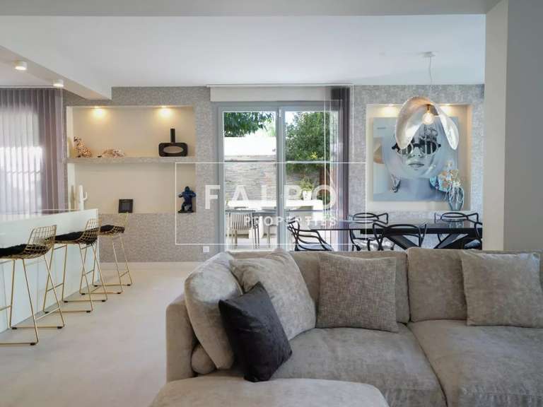 Maison Marseille 8e - 4 chambres - 171m²