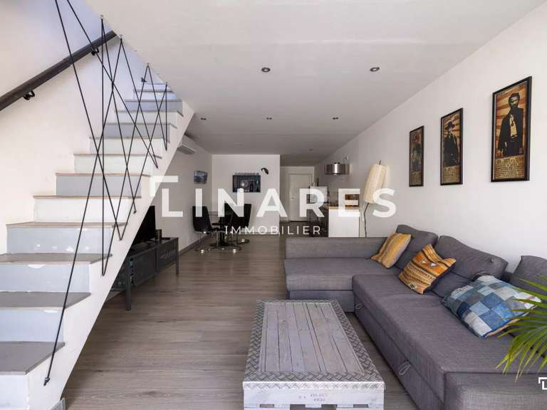 House Marseille 8e - 2 bedrooms - 203m²